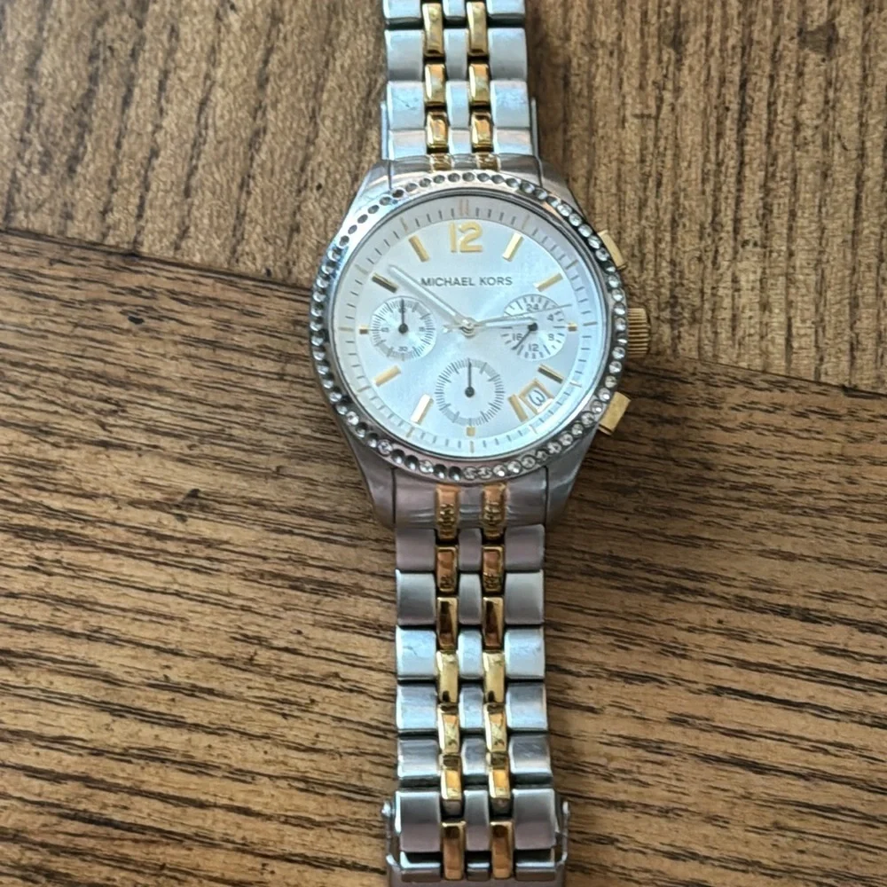 Michael Kors Ritz Watch MK5098 | Repairable damage | small wrist